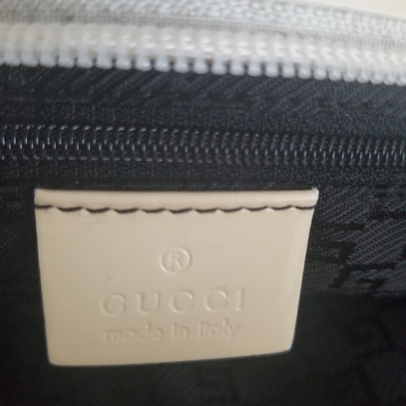 Authentic Gucci Handbag Preloved - Picture 6 of 10